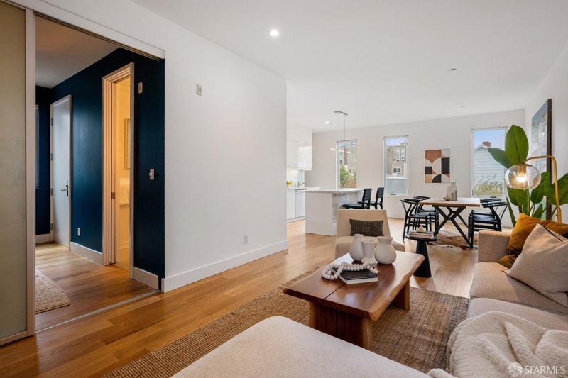 2376 Folsom Street