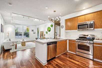 5900 3rd Street 2214 San Francisco CA 94124