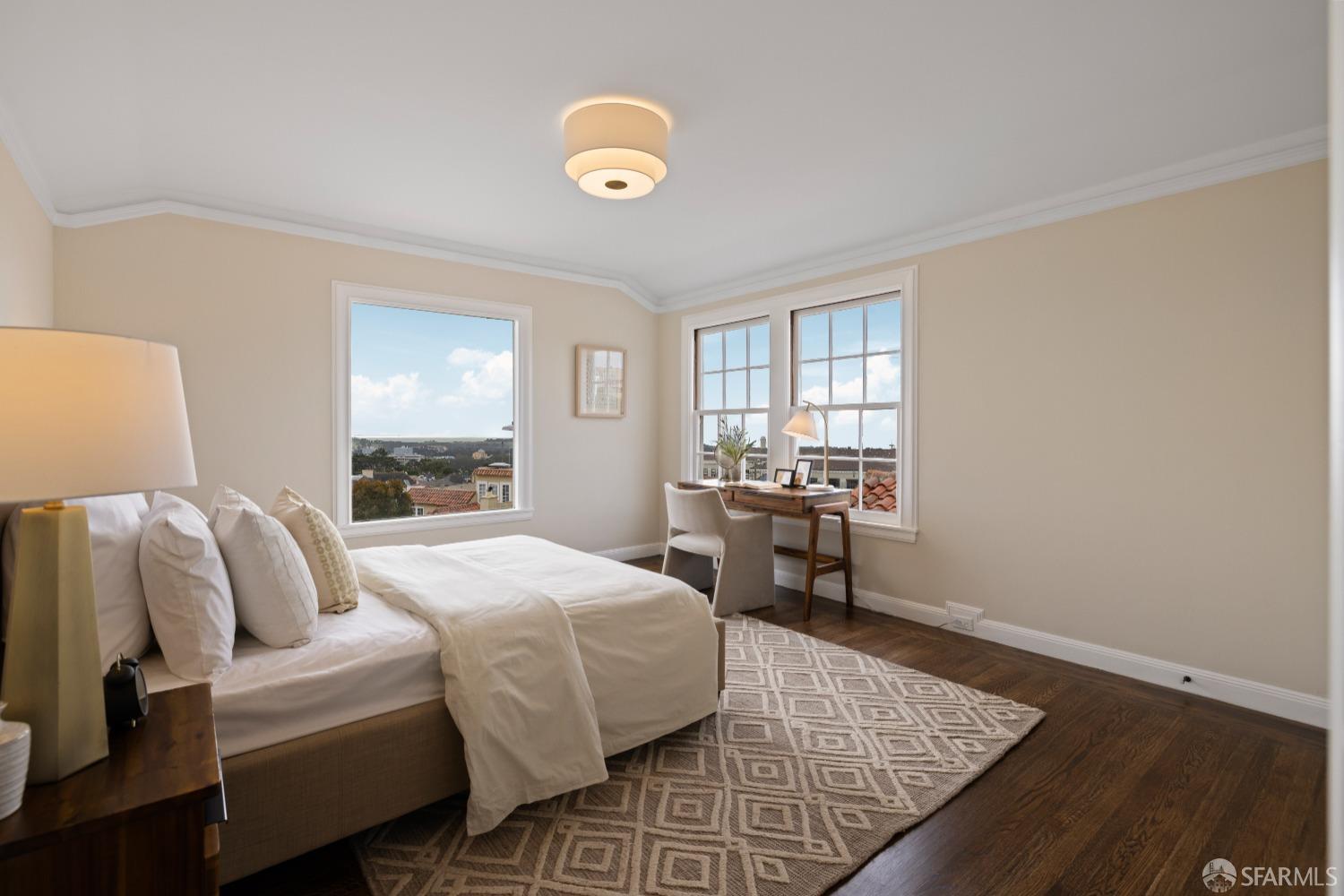 San Francisco, California 94127, United States, 3 Bedrooms Bedrooms, ,3 BathroomsBathrooms,Residential,Pending,101579