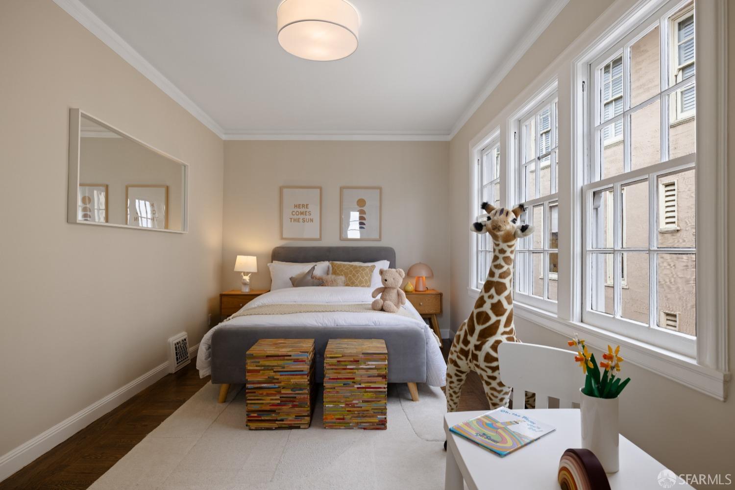 San Francisco, California 94127, United States, 3 Bedrooms Bedrooms, ,3 BathroomsBathrooms,Residential,Pending,101579