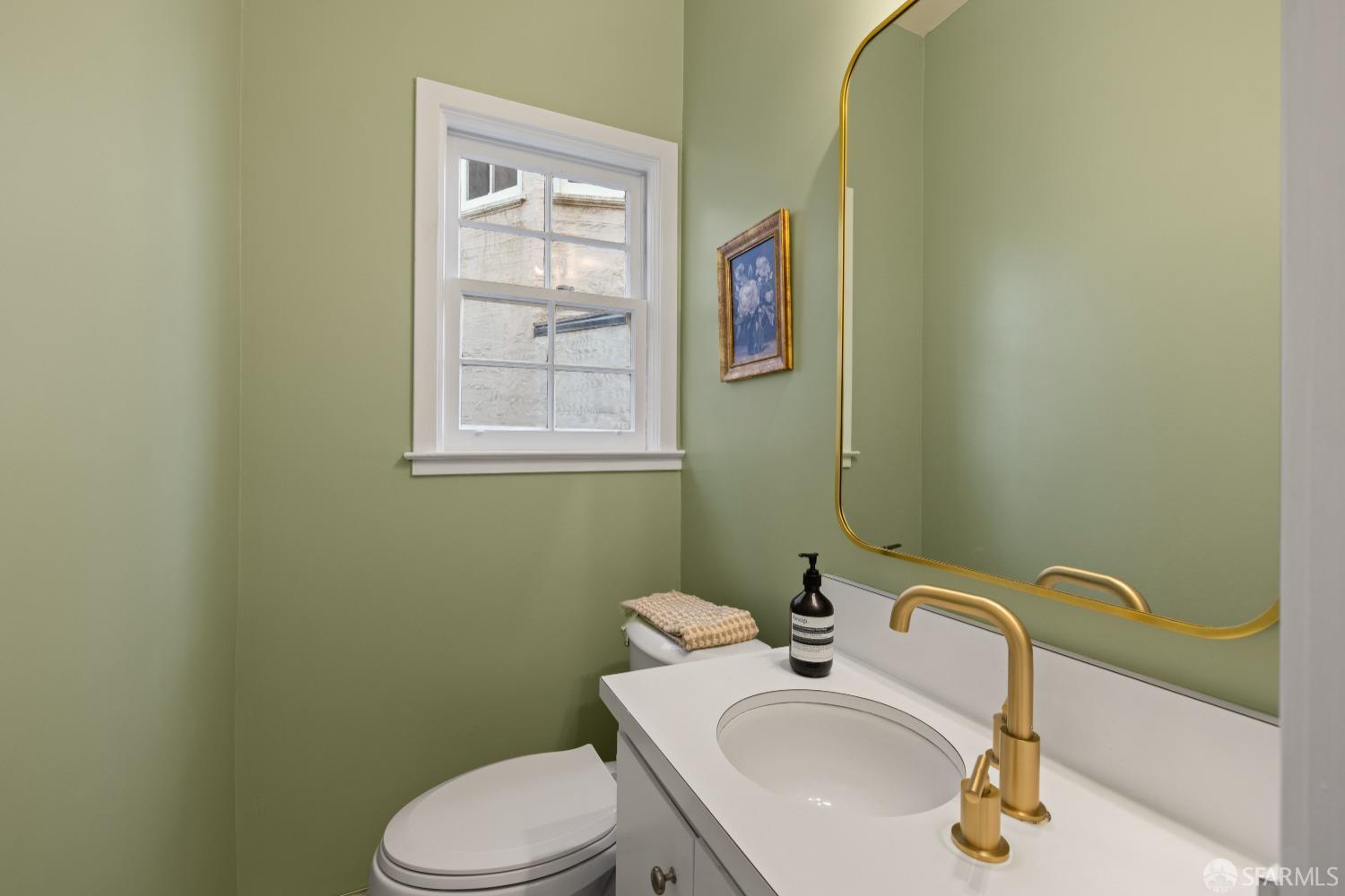 San Francisco, California 94127, United States, 3 Bedrooms Bedrooms, ,3 BathroomsBathrooms,Residential,Pending,101579