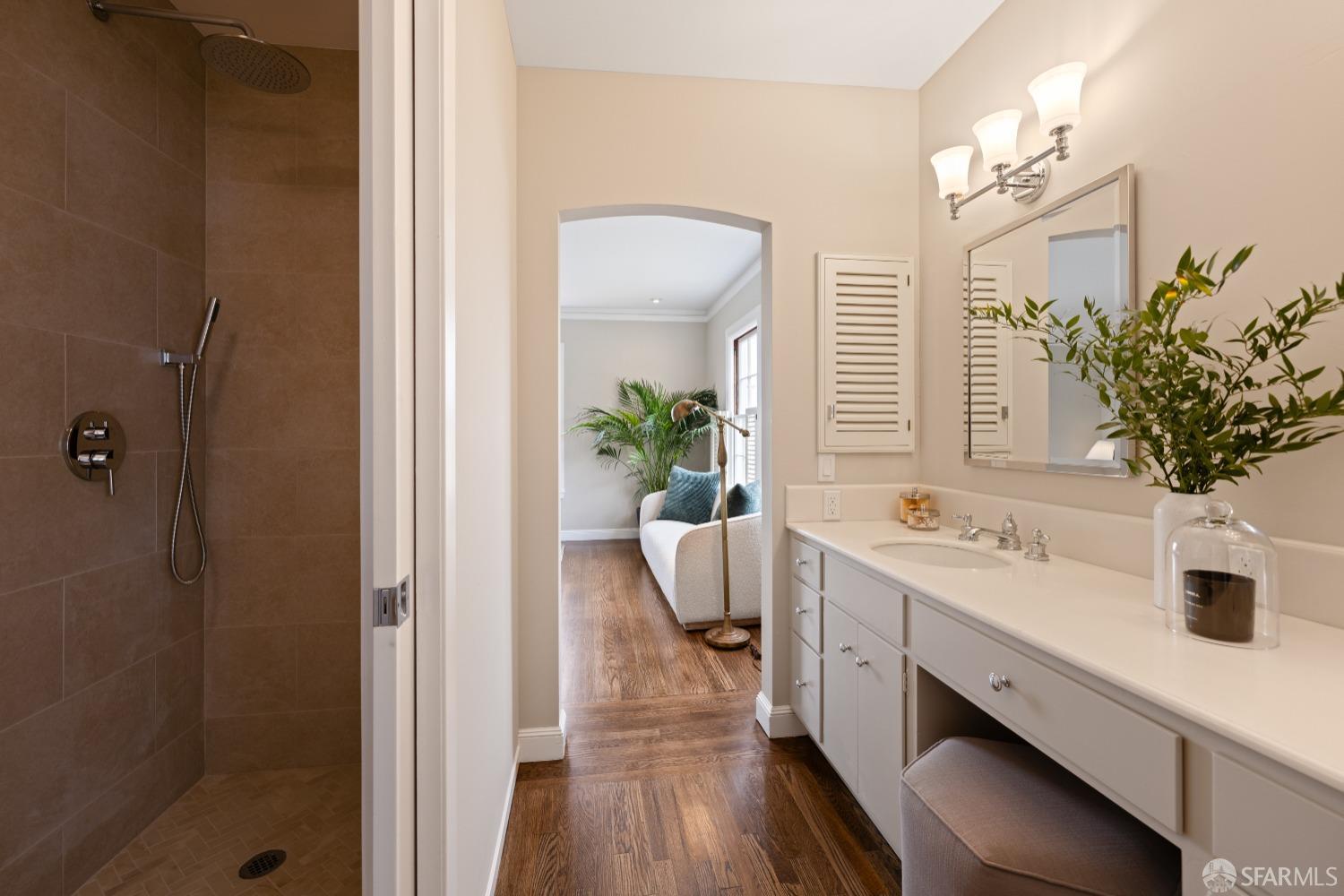 San Francisco, California 94127, United States, 3 Bedrooms Bedrooms, ,3 BathroomsBathrooms,Residential,Pending,101579