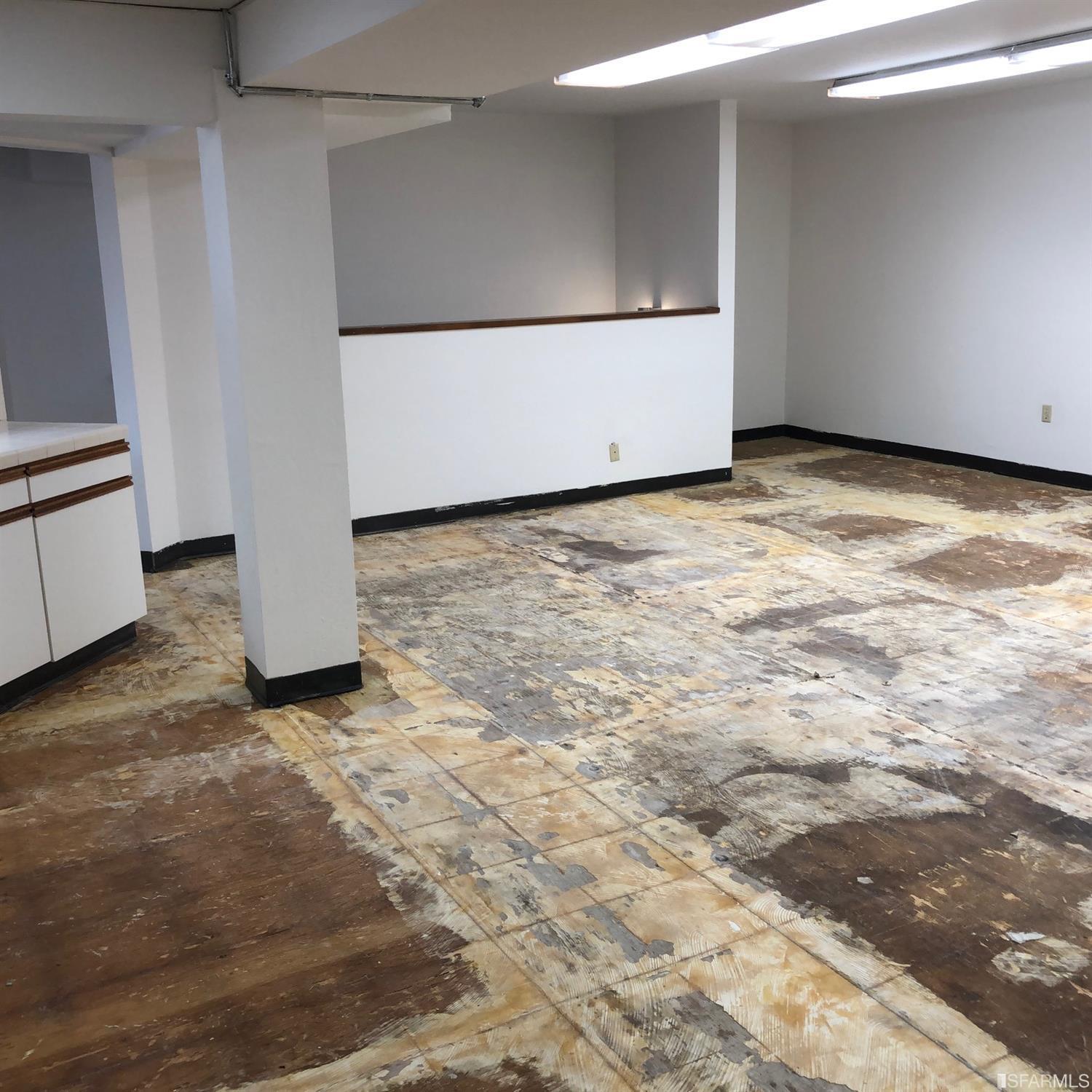 San Francisco, California 94112, United States, ,4 BathroomsBathrooms,Commercial,Contingent,37879