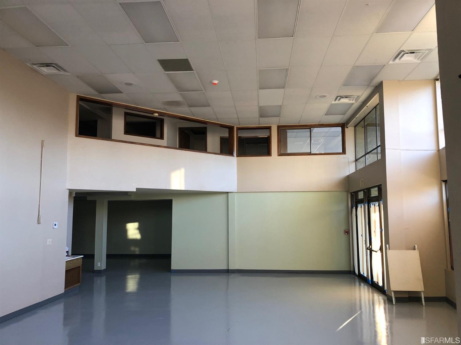 San Francisco, California 94112, United States, ,4 BathroomsBathrooms,Commercial,Contingent,37879