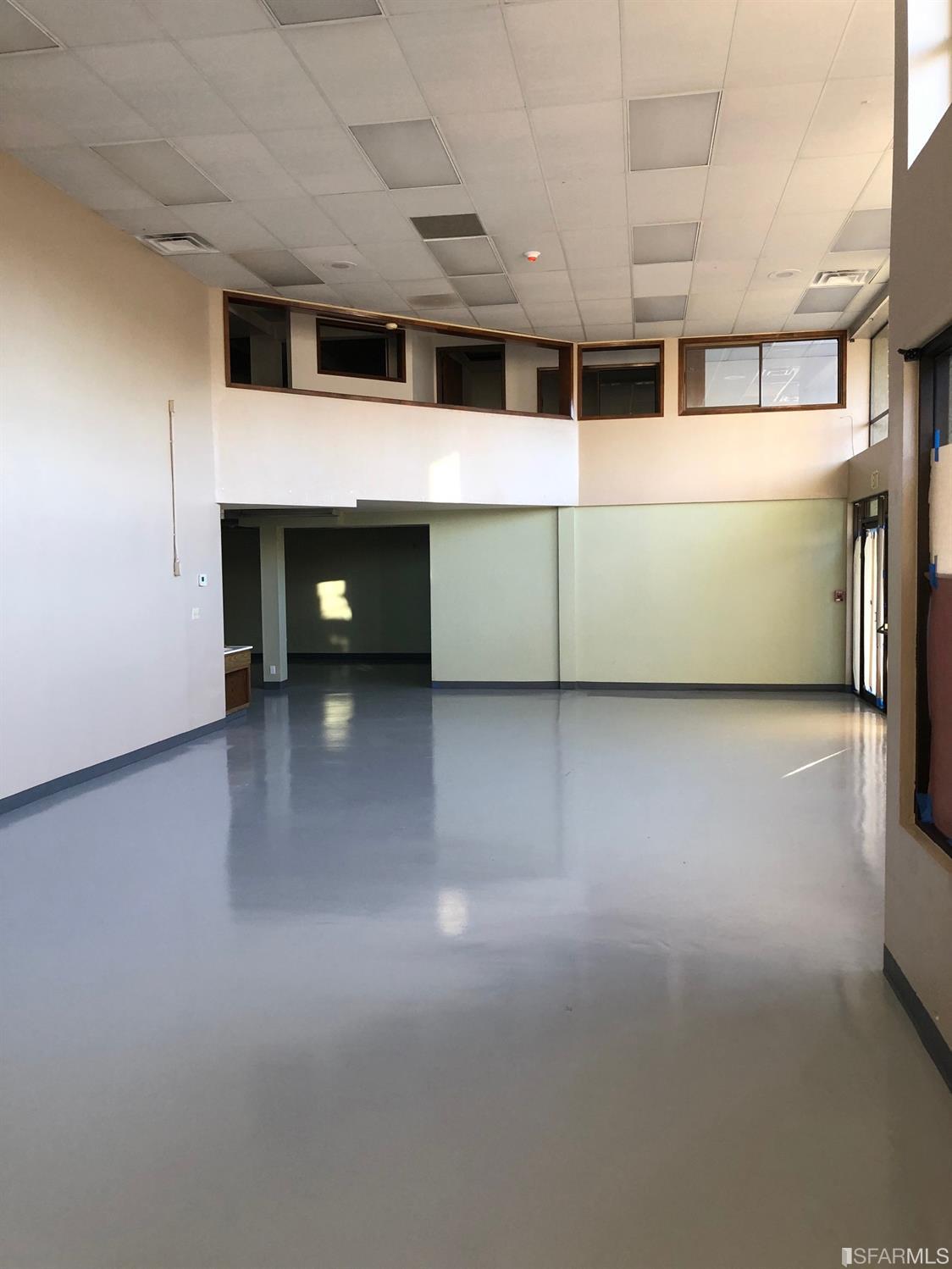 San Francisco, California 94112, United States, ,4 BathroomsBathrooms,Commercial,Contingent,37879