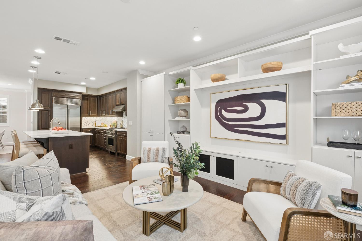 305 Jetty Drive