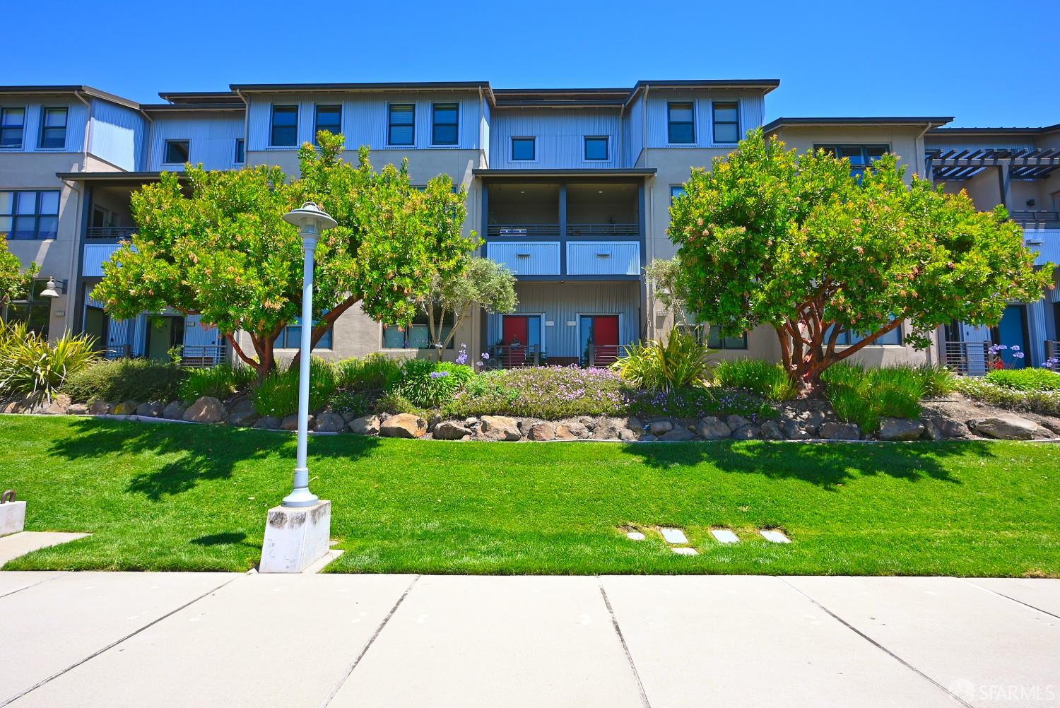 2823 Regatta Drive 164