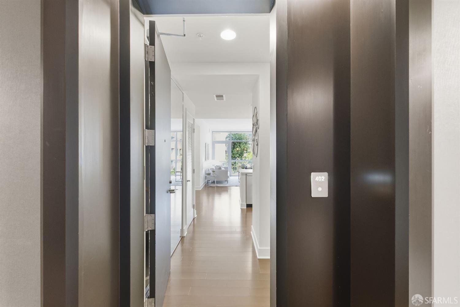 72 Townsend Street 402
