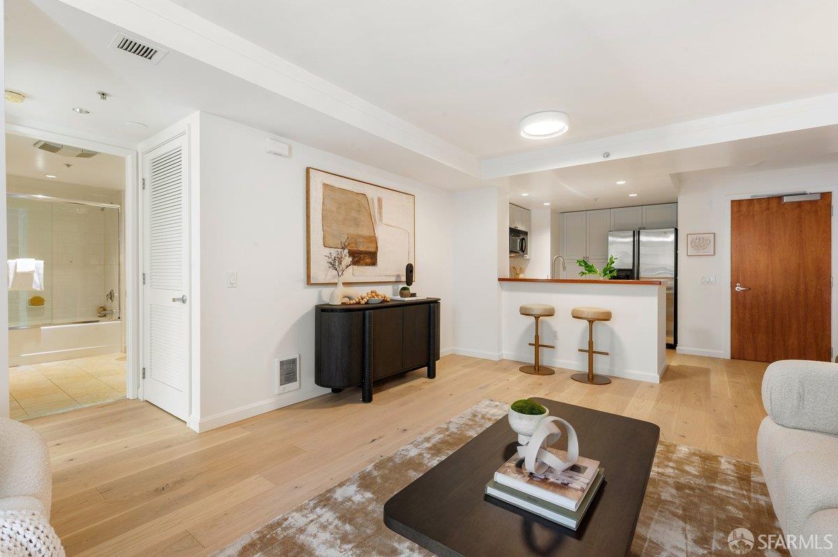 400 Beale Street 610