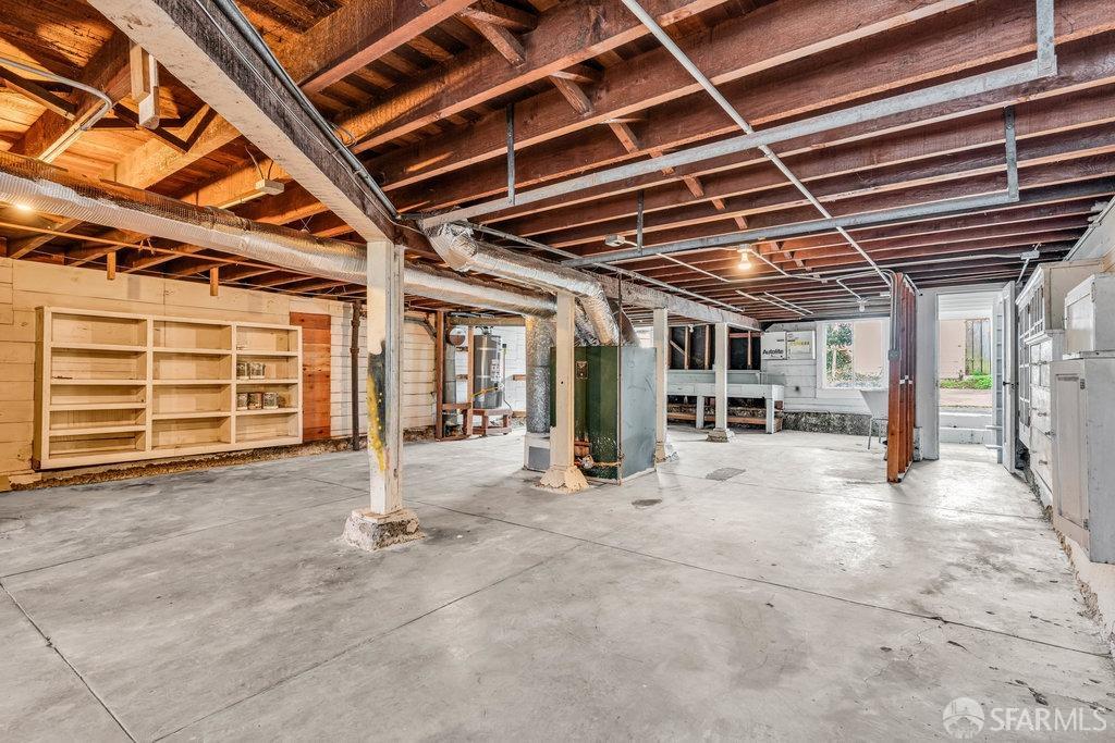 San Francisco, California 94112, United States, 2 Bedrooms Bedrooms, ,1 BathroomBathrooms,Residential,Pending,17650