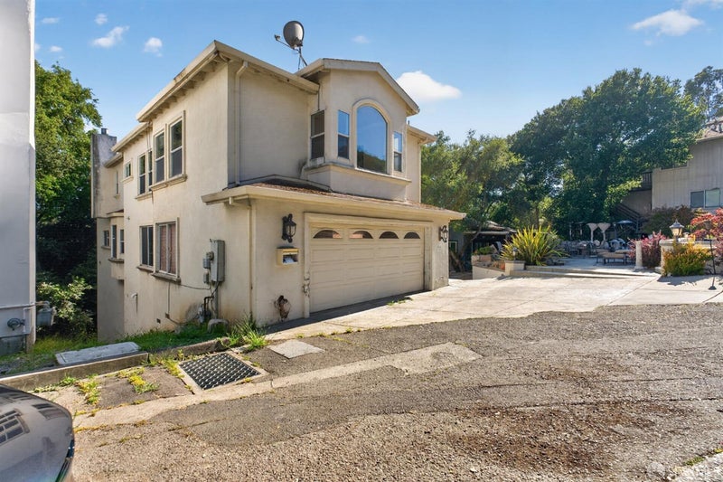 2775 Butters Drive