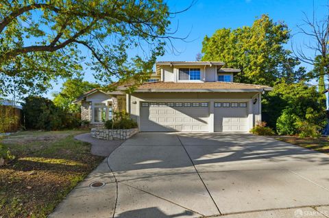 4737 Crestone Peak Court, Antioch, CA 94531 - #: 425085781