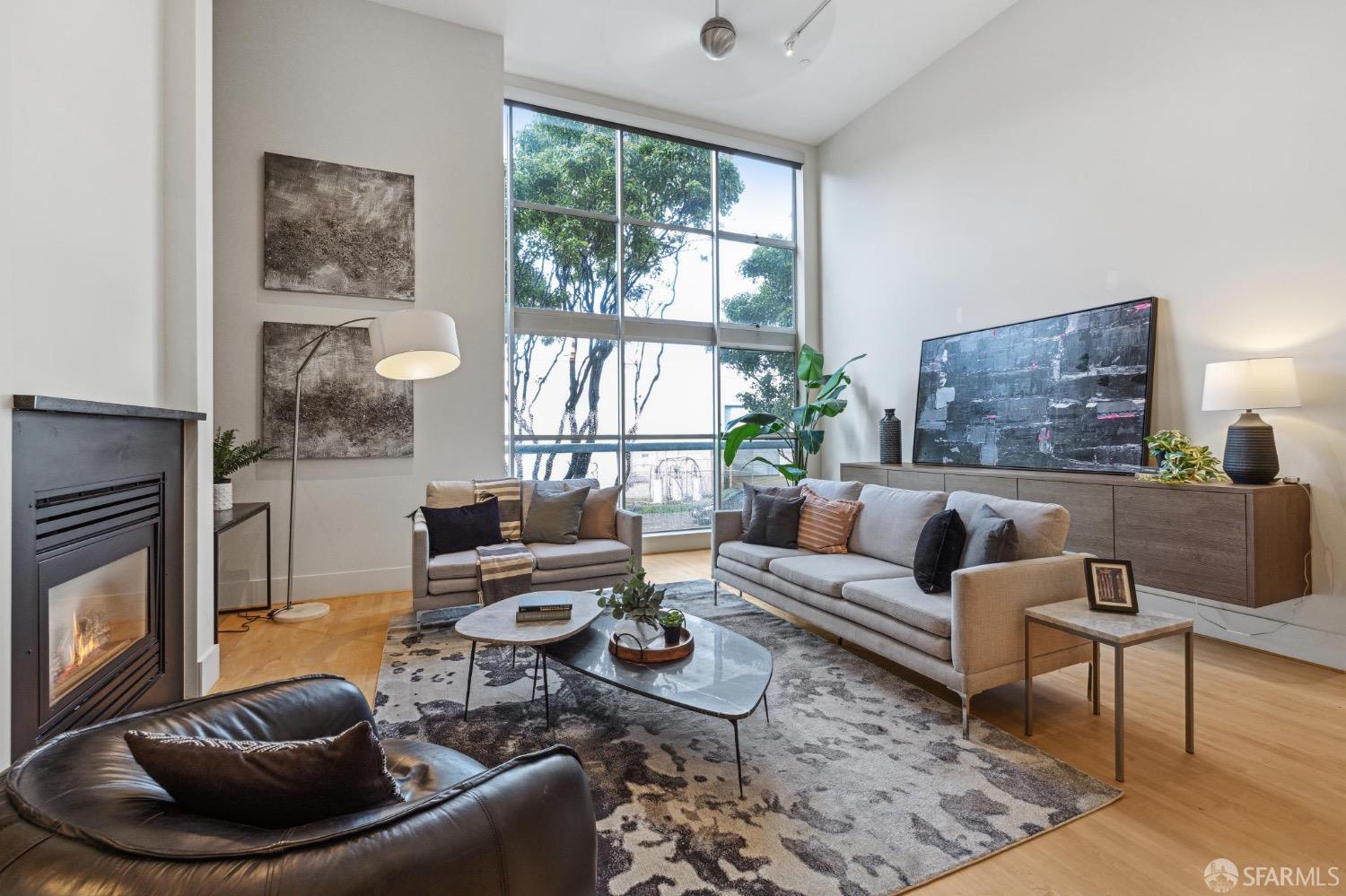 1011 23rd Street 6