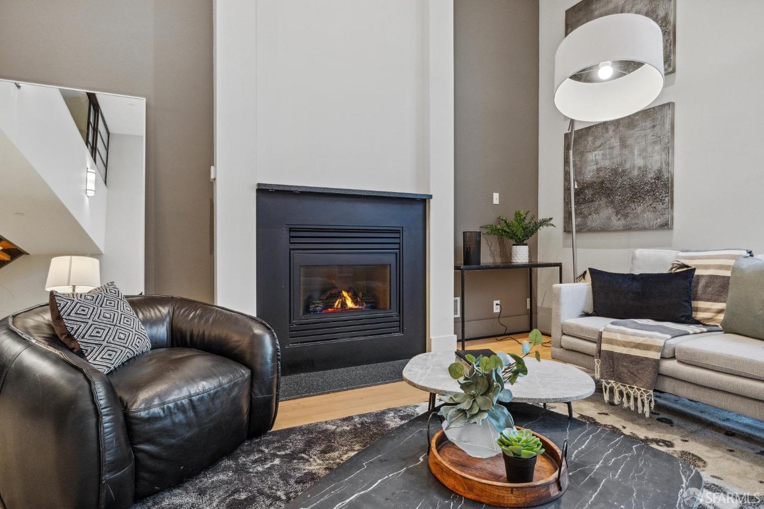 1011 23rd Street 6