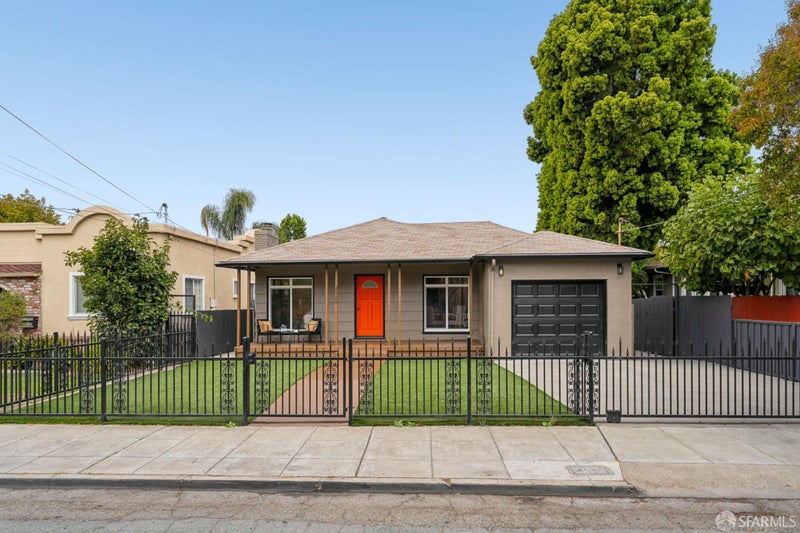 2225 Durant Avenue