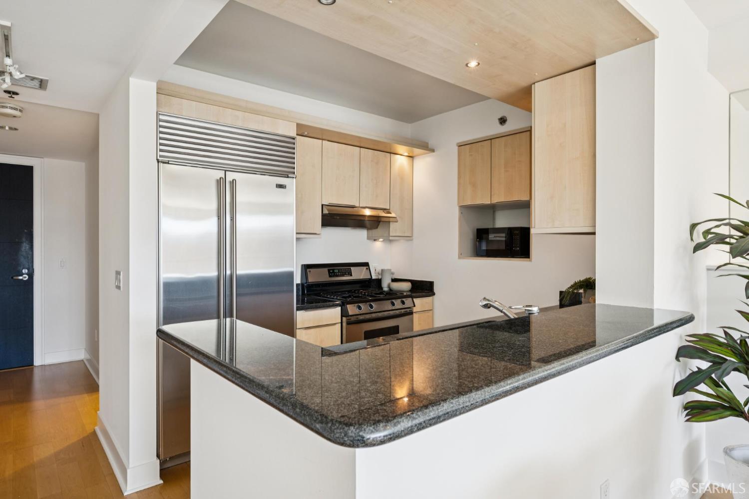 229 Brannan Street 5G