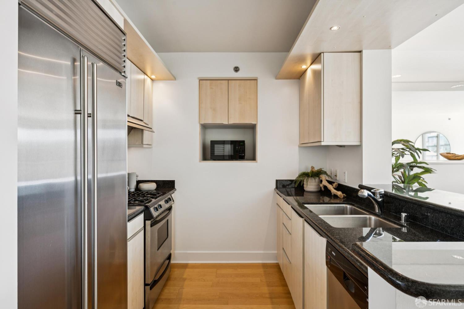 229 Brannan Street 5G
