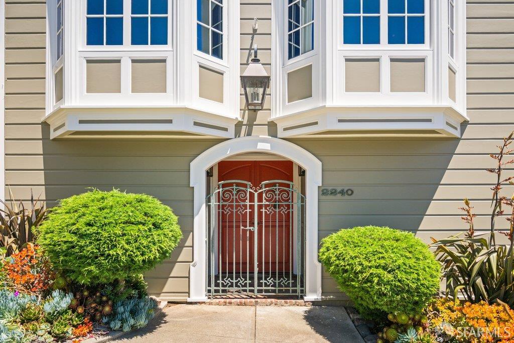 2240 Lyon Street, San Francisco CA 94115