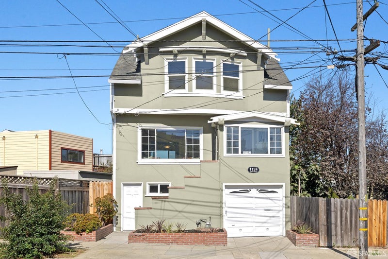 1124 Athens Street