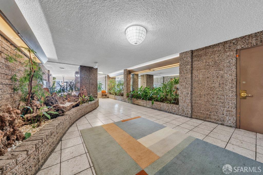 Berkeley, California 94709, United States, 2 Bedrooms Bedrooms, ,2 BathroomsBathrooms,Residential,Active,110834