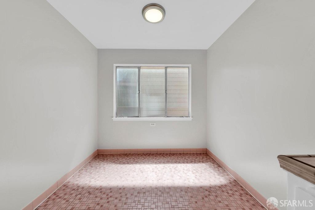 Berkeley, California 94709, United States, 2 Bedrooms Bedrooms, ,2 BathroomsBathrooms,Residential,Active,110834