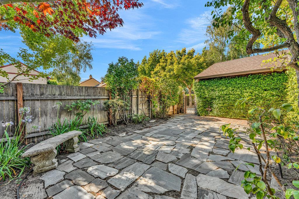 Benicia, California 94510, United States, 2 Bedrooms Bedrooms, ,2 BathroomsBathrooms,Residential,Pending,191483