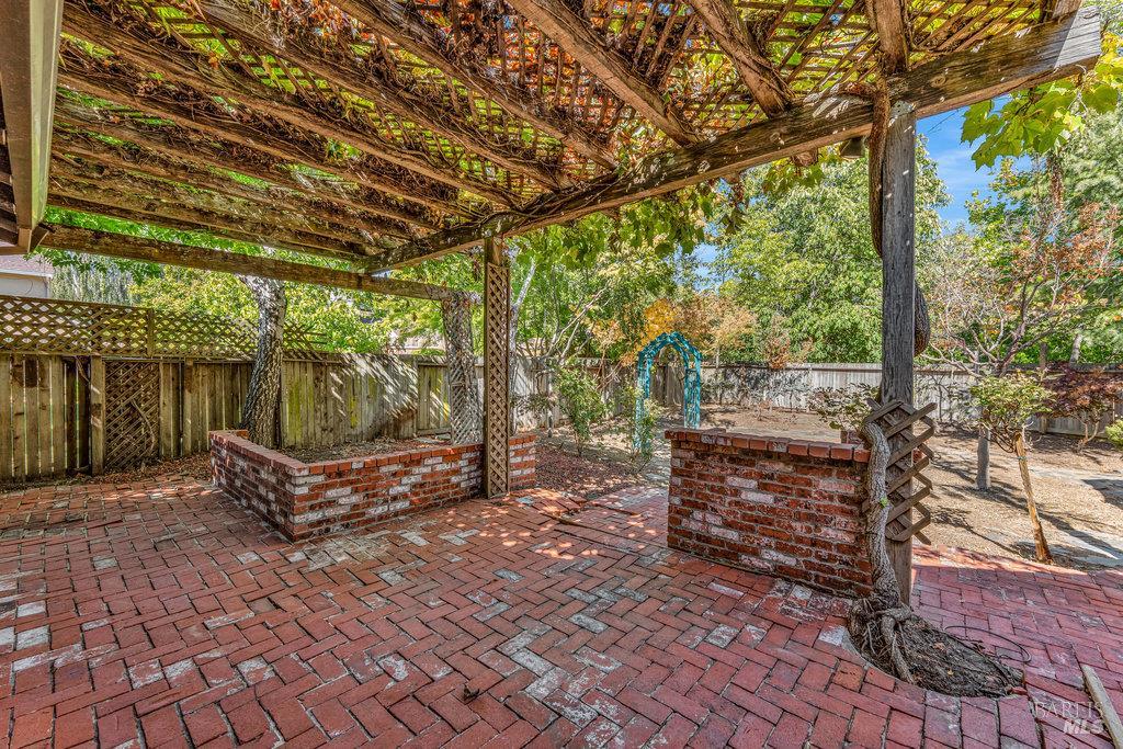 Benicia, California 94510, United States, 2 Bedrooms Bedrooms, ,2 BathroomsBathrooms,Residential,Pending,191483