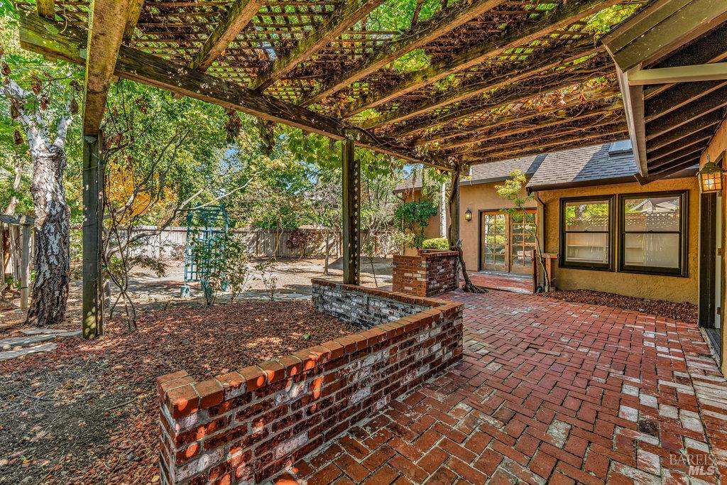 Benicia, California 94510, United States, 2 Bedrooms Bedrooms, ,2 BathroomsBathrooms,Residential,Pending,191483