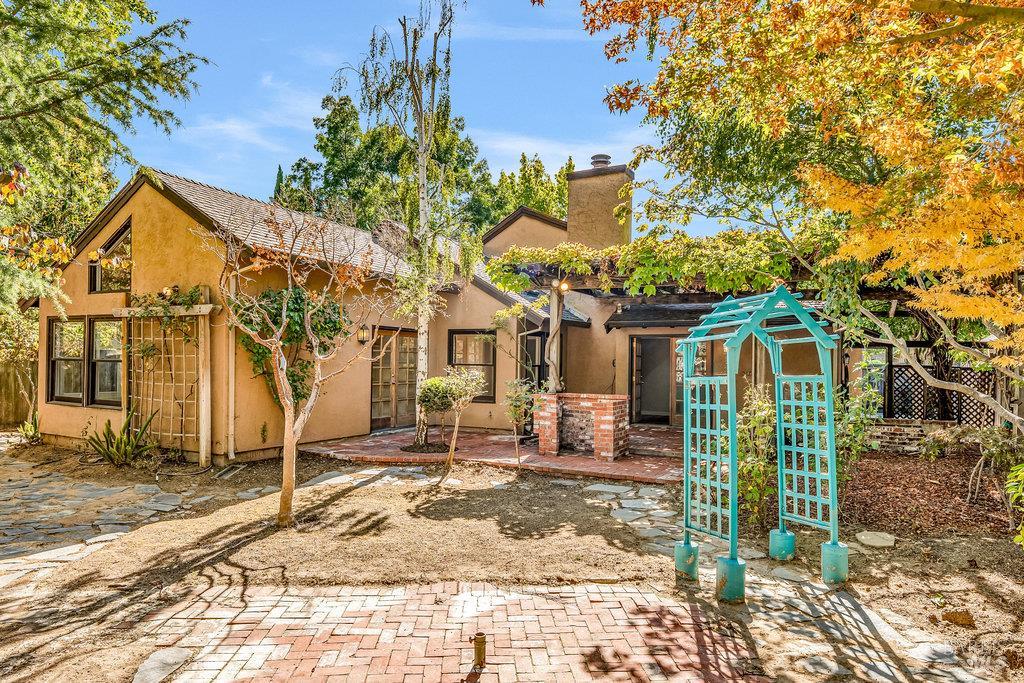 Benicia, California 94510, United States, 2 Bedrooms Bedrooms, ,2 BathroomsBathrooms,Residential,Pending,191483