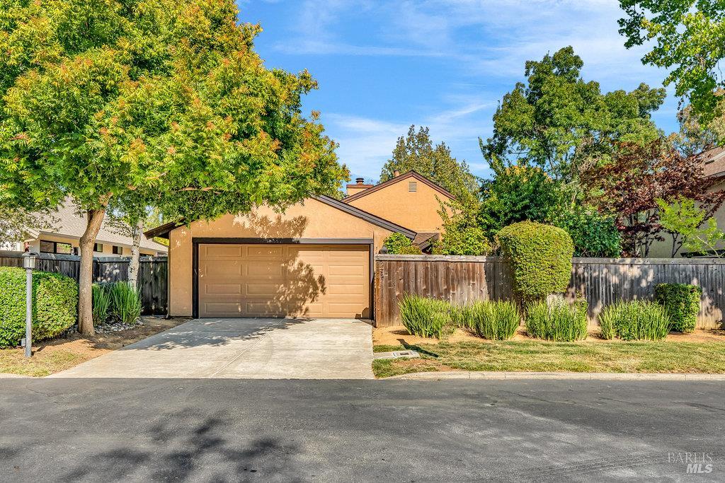 Benicia, California 94510, United States, 2 Bedrooms Bedrooms, ,2 BathroomsBathrooms,Residential,Pending,191483