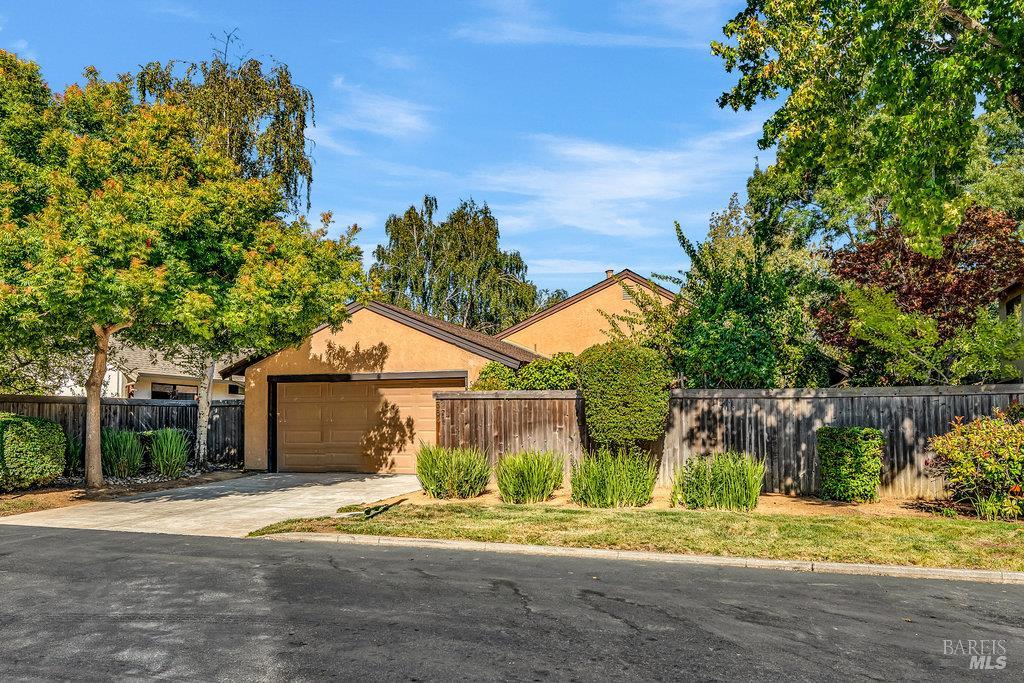 Benicia, California 94510, United States, 2 Bedrooms Bedrooms, ,2 BathroomsBathrooms,Residential,Pending,191483