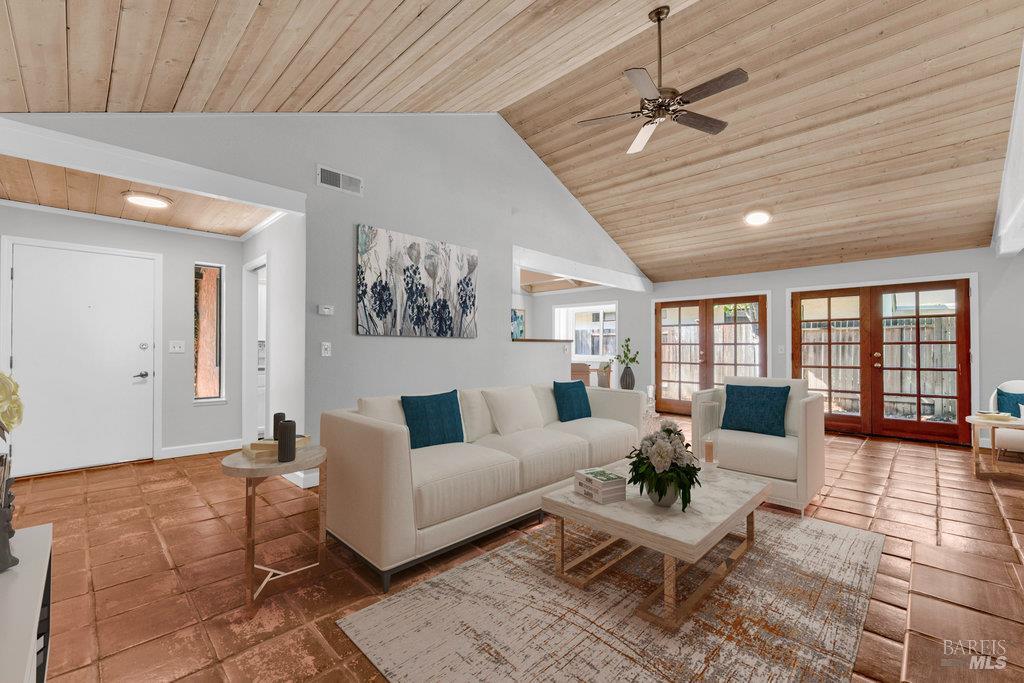 Benicia, California 94510, United States, 2 Bedrooms Bedrooms, ,2 BathroomsBathrooms,Residential,Pending,191483