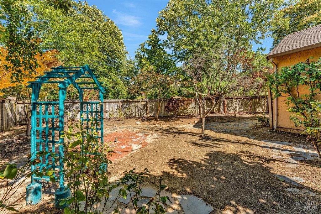 Benicia, California 94510, United States, 2 Bedrooms Bedrooms, ,2 BathroomsBathrooms,Residential,Pending,191483