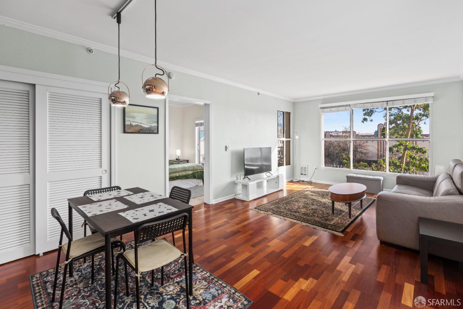 140 South Van Ness Avenue 309