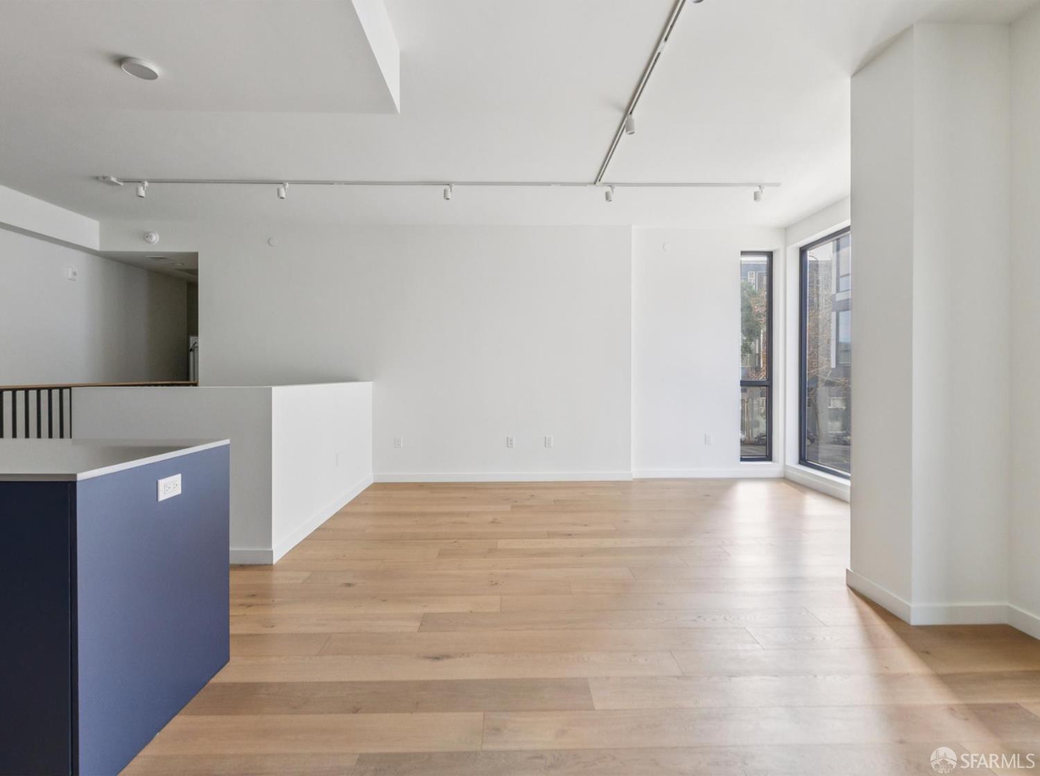 988 Harrison Street CG2