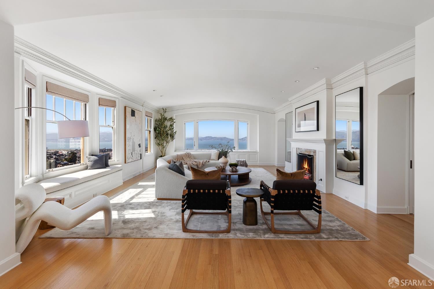 2500 Steiner Street 9