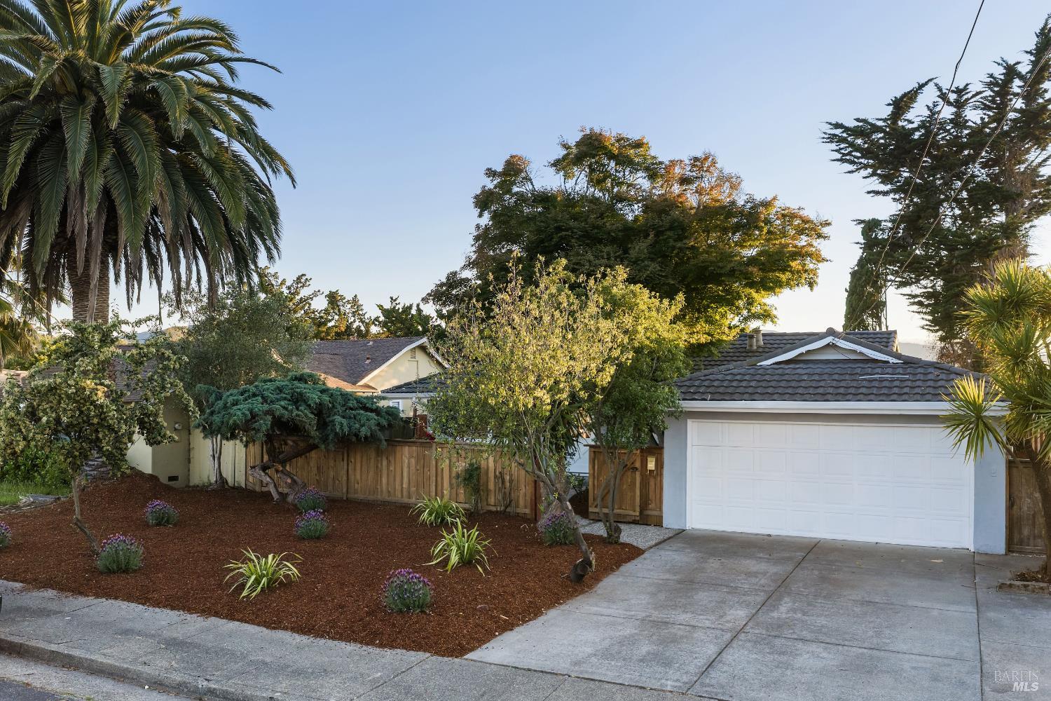 41 Montego Key
