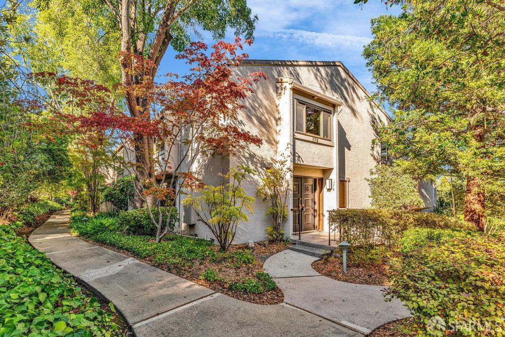 Menlo Park, California 94025, United States, 3 Bedrooms Bedrooms, ,2 BathroomsBathrooms,Residential,Active,232405