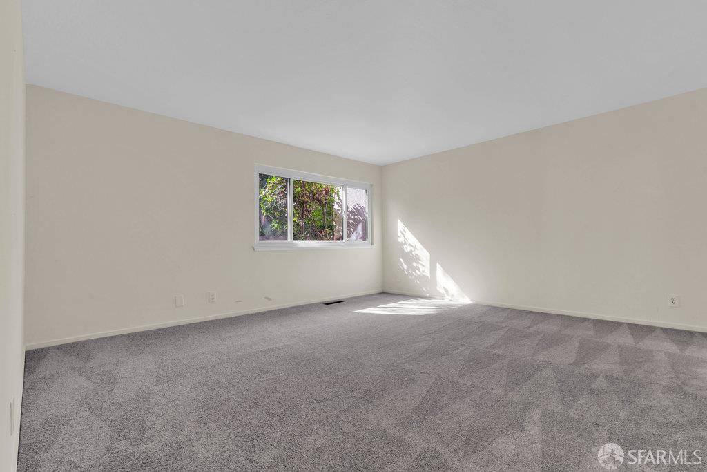 Menlo Park, California 94025, United States, 3 Bedrooms Bedrooms, ,2 BathroomsBathrooms,Residential,Active,232405