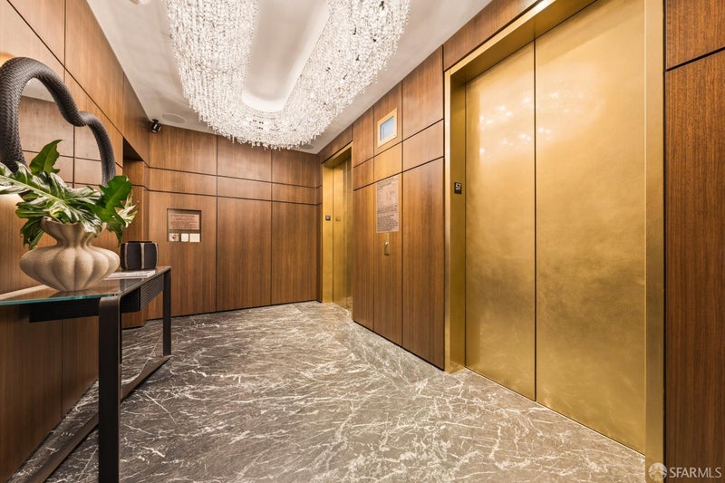 181 Fremont Street 70-PH