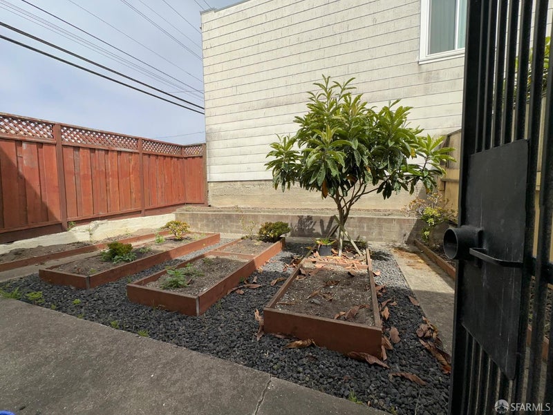 2300 41st Avenue