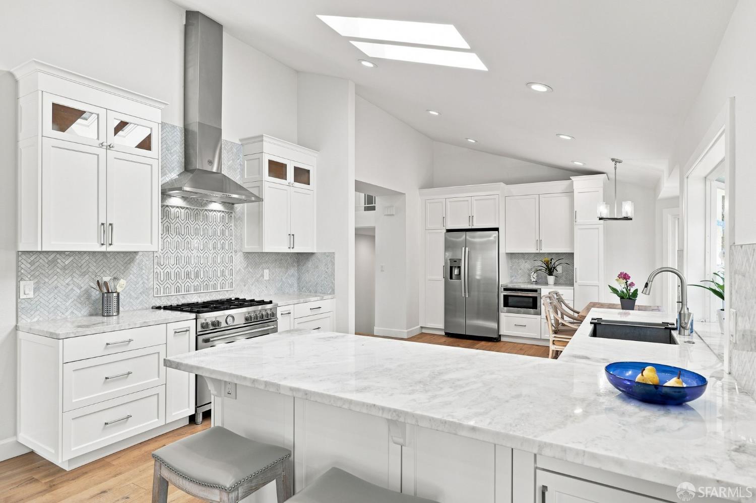 819 Columbine Court, Danville CA 94526