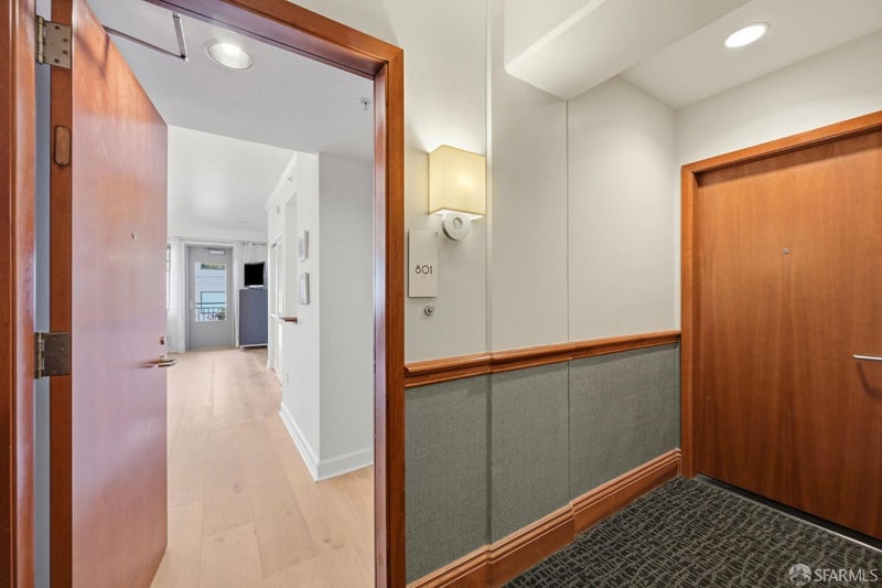 246 2nd Street 801