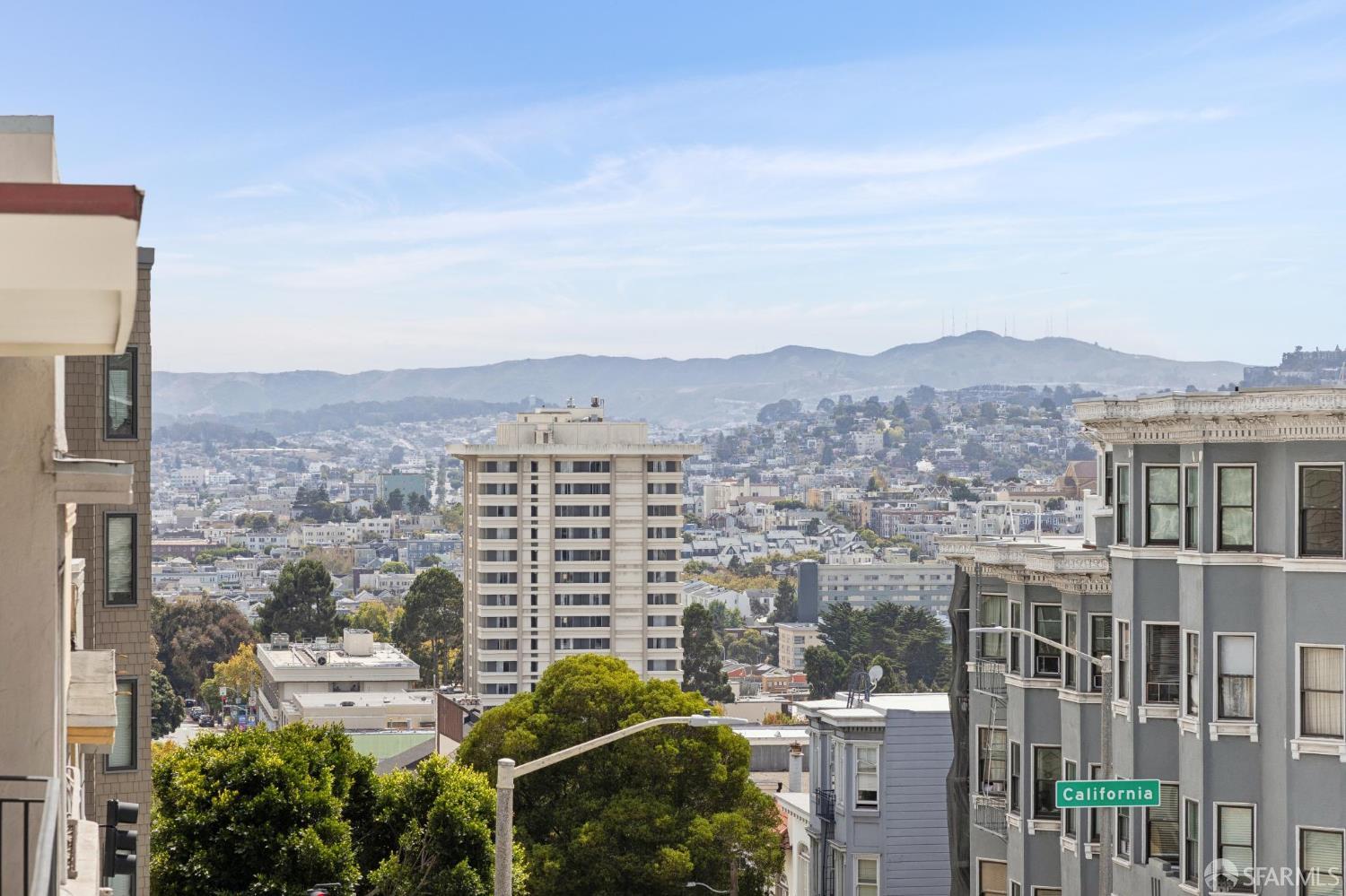 2040 Laguna Street 201