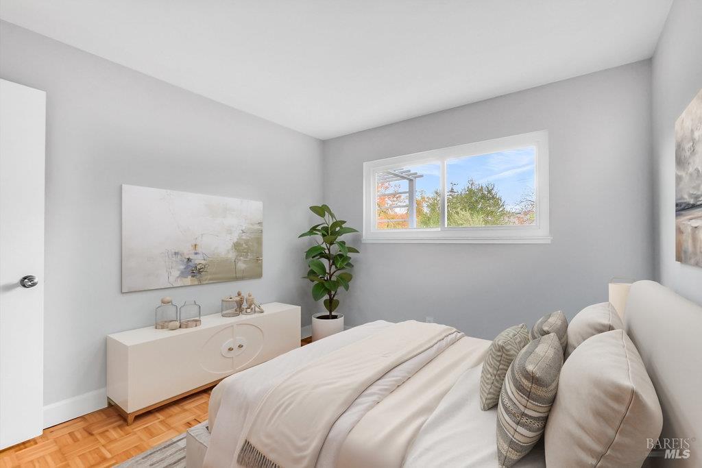 Sonoma, California 95476, United States, 3 Bedrooms Bedrooms, ,2 BathroomsBathrooms,Residential,Active,246466