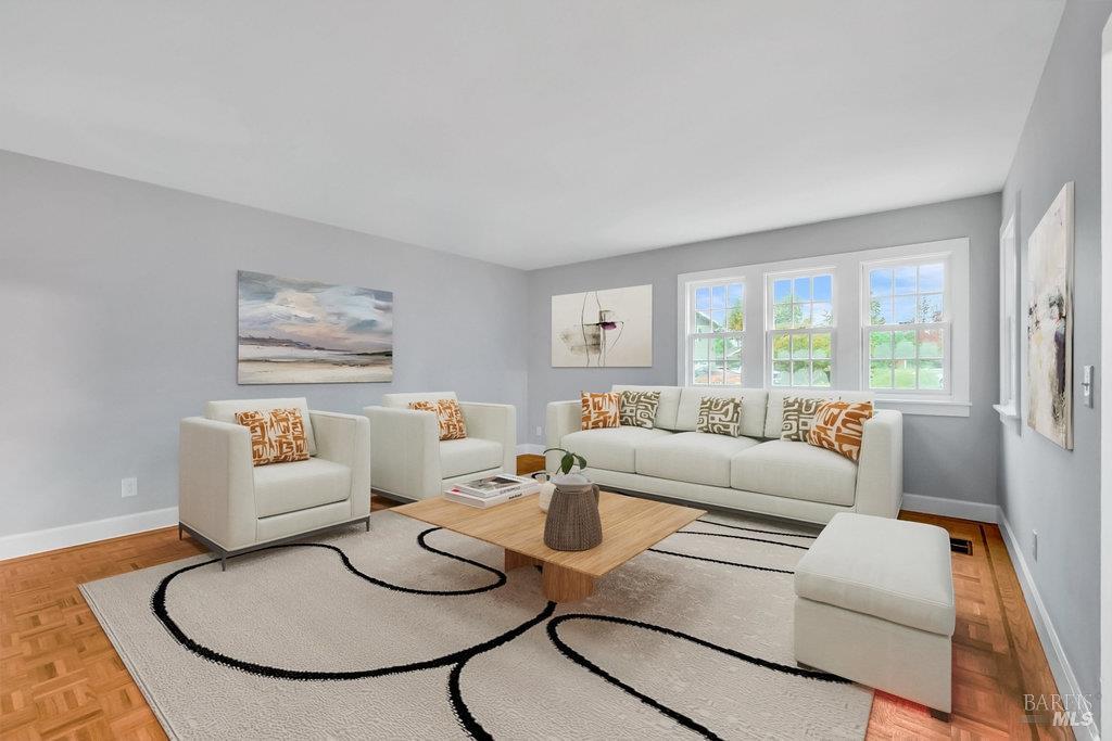 Sonoma, California 95476, United States, 3 Bedrooms Bedrooms, ,2 BathroomsBathrooms,Residential,Active,246466