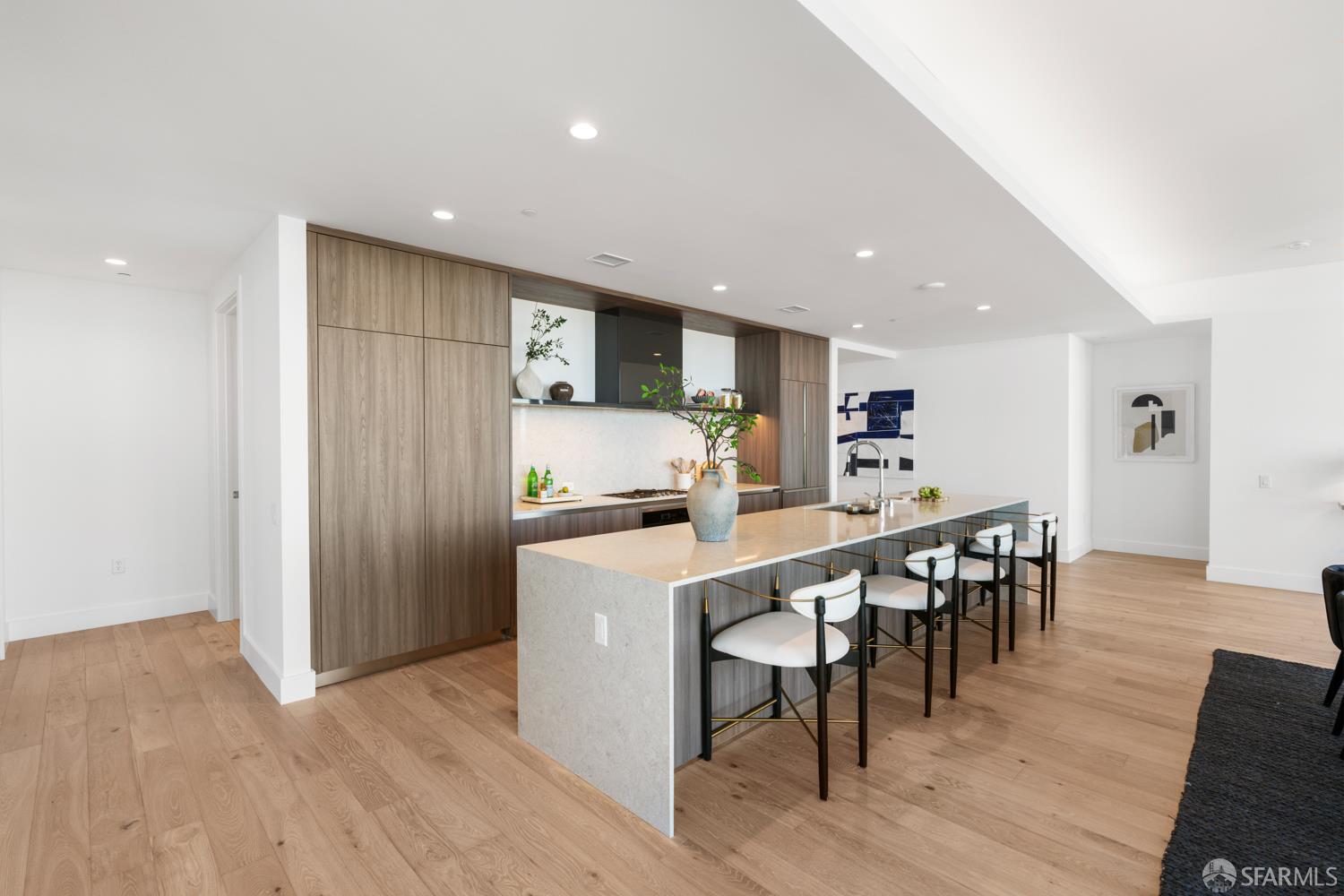 1 Bristol Court 403