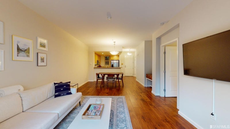 301 Crescent Court 3101