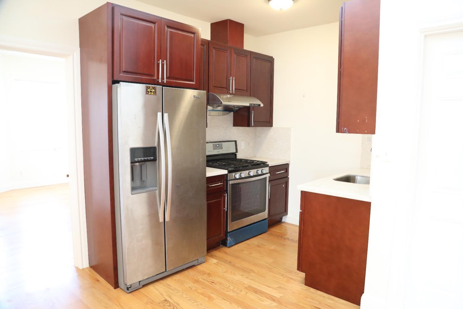 MLS: 425079972