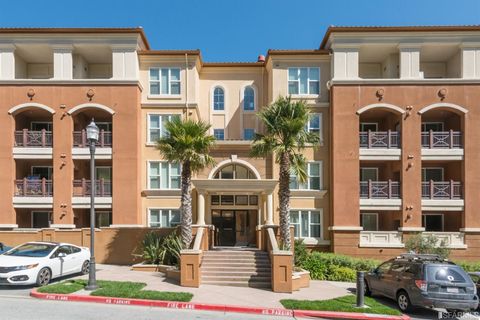 2210 Gellert Boulevard Unit 5202, South San Francisco, CA 94080 - #: 425089706